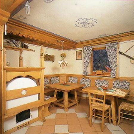 Garni La Rondine Hotel Selva di Cadore Exterior photo