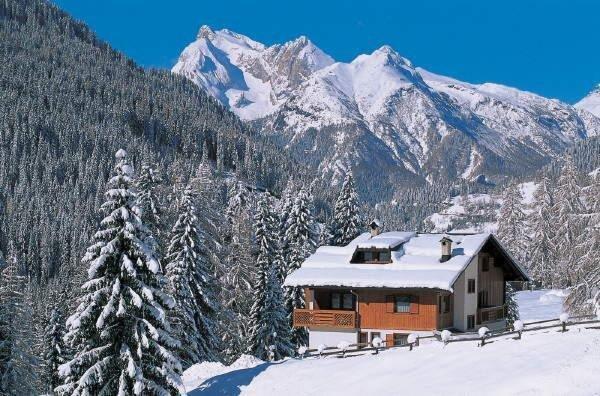 Garni La Rondine Hotel Selva di Cadore Exterior photo