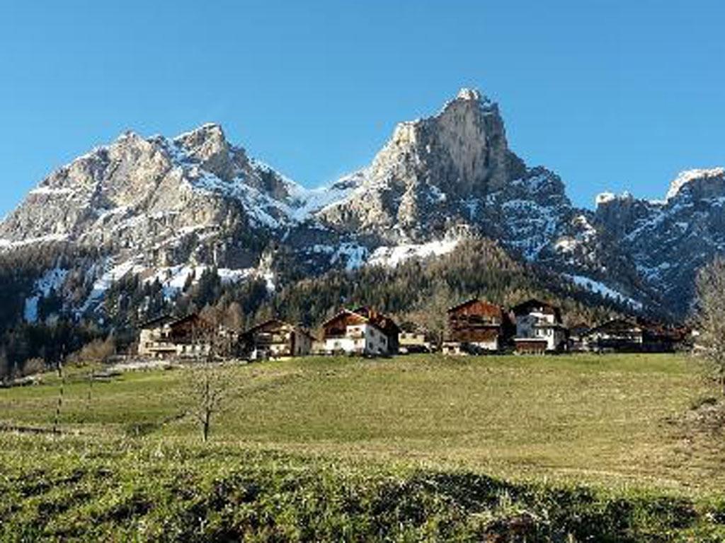 Garni La Rondine Hotel Selva di Cadore Exterior photo